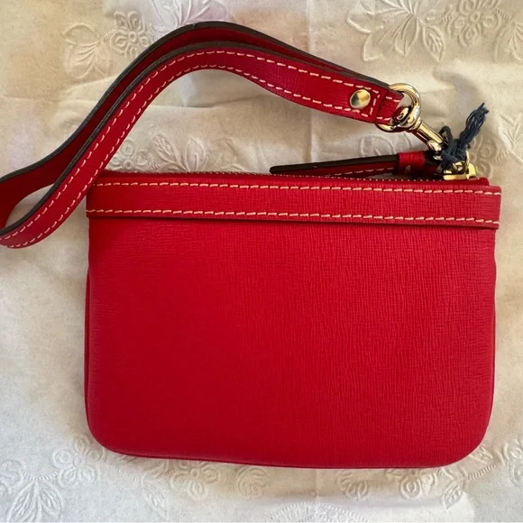 Dooney & Bourke Red Wristlet - Picture 4 of 5